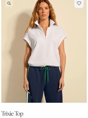 Cabi Trixie Top size Medium